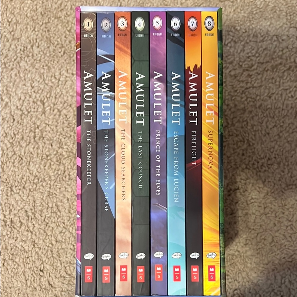 Amulet Graphic Novel Series Set